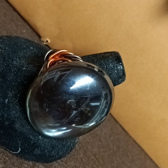 Jewelry - Picture 4 of 4